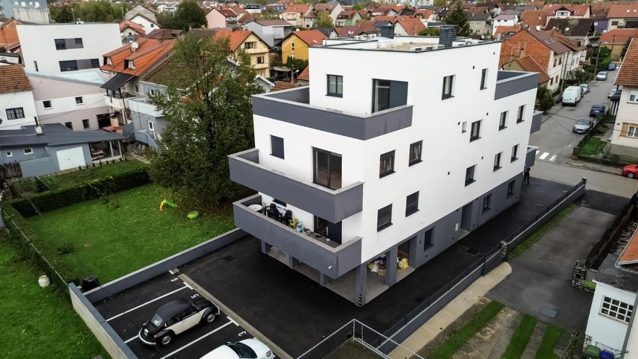 Hugo Apartments Zagreb Buitenkant foto